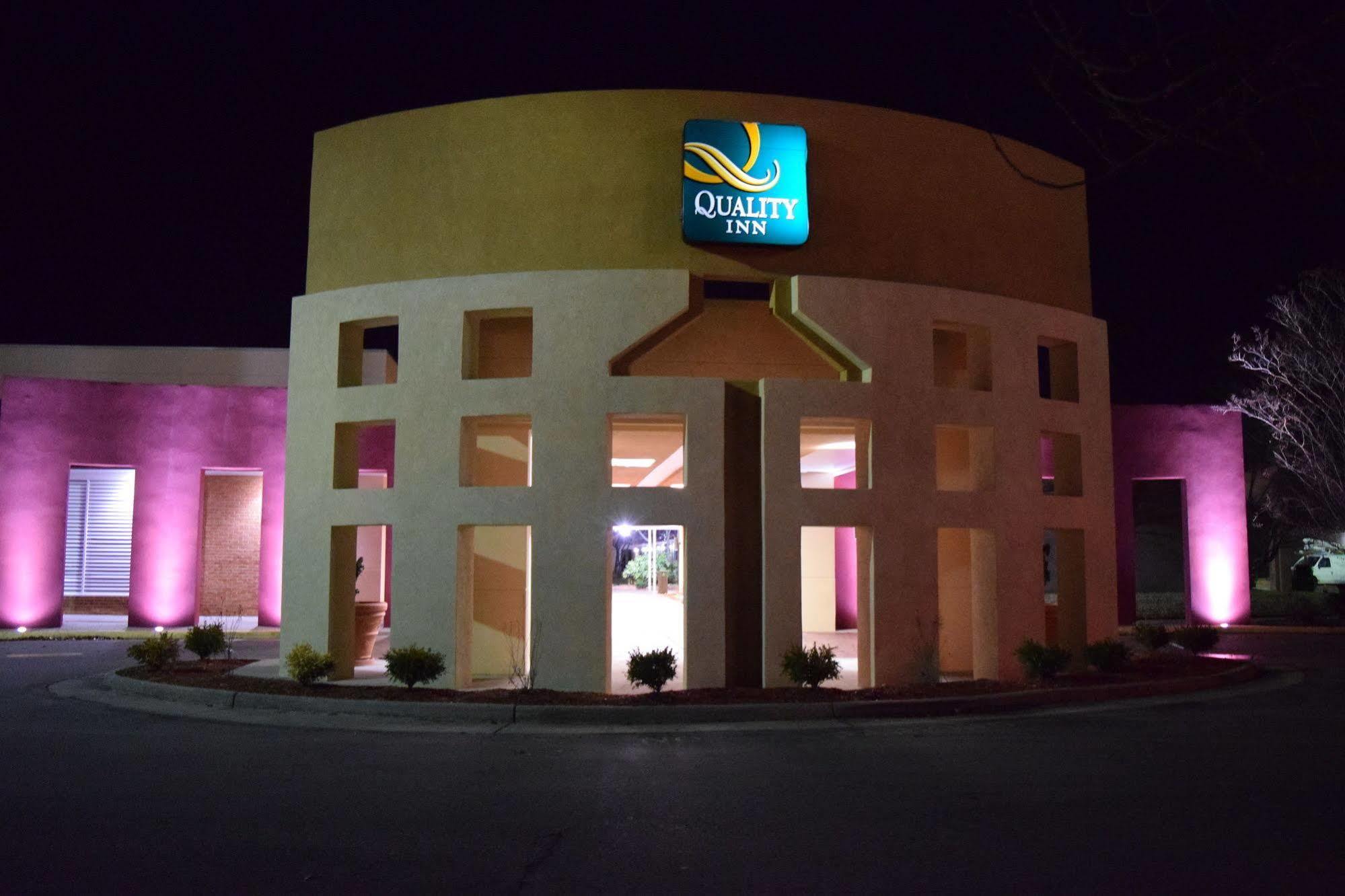 Quality Inn Roanoke Airport Exterior foto