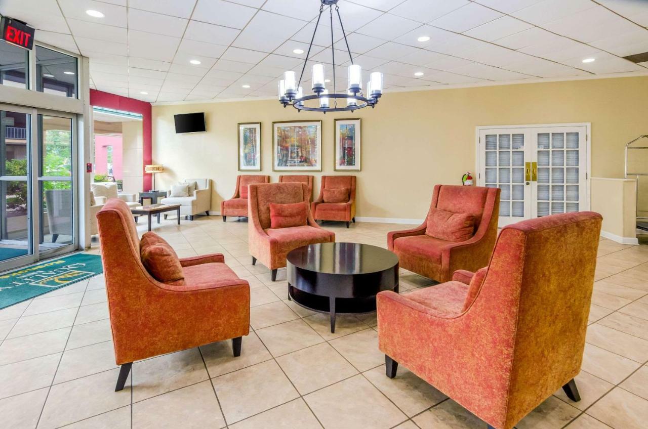 Quality Inn Roanoke Airport Exterior foto