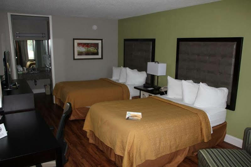 Quality Inn Roanoke Airport Exterior foto